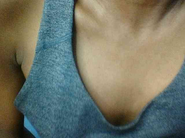 Curvypetite webcam