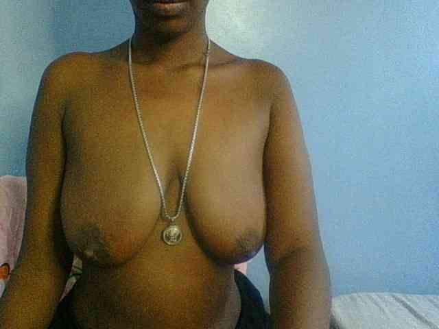 Curvypetite webcam