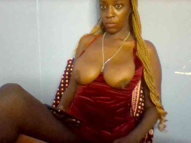 Curvypetite webcam