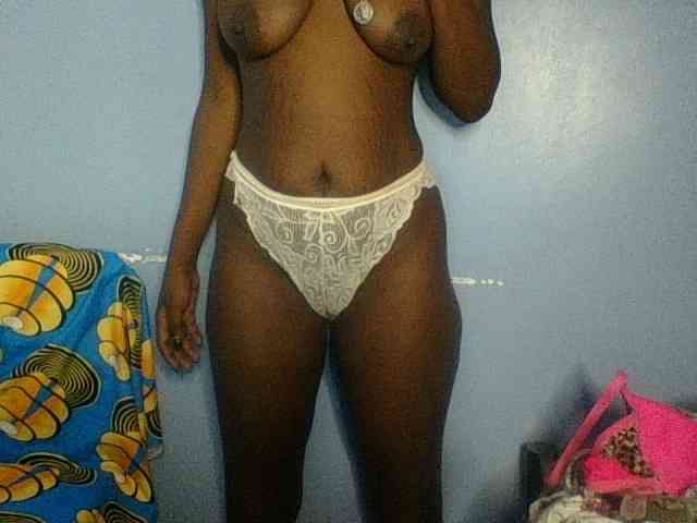 Curvypetite webcam