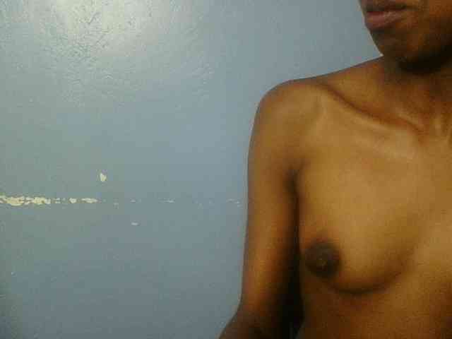 Curvypetite webcam