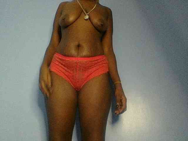 Curvypetite webcam