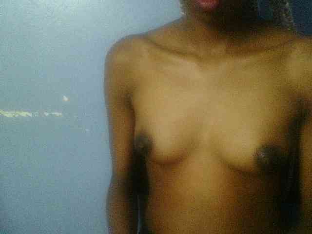 Curvypetite webcam
