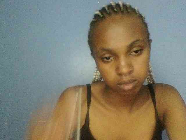 Curvypetite webcam