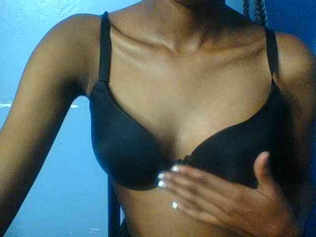 Curvypetite webcam