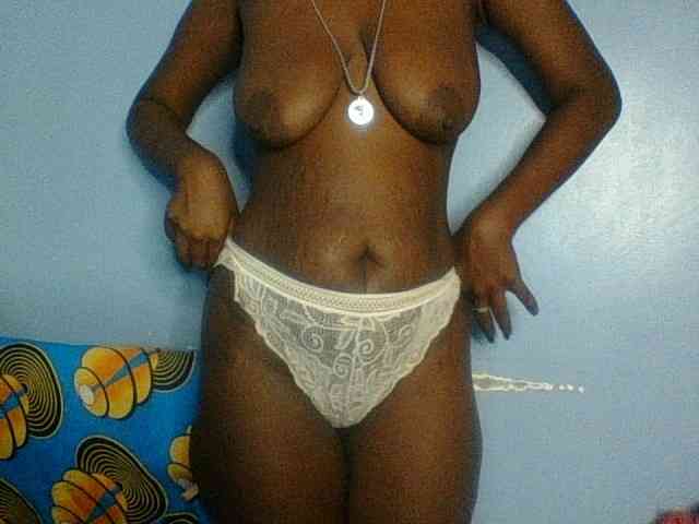 Curvypetite webcam