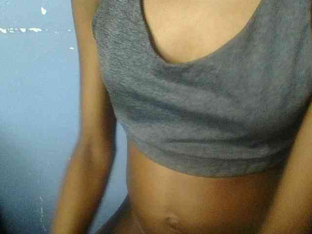 Curvypetite webcam