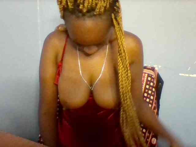 Curvypetite webcam