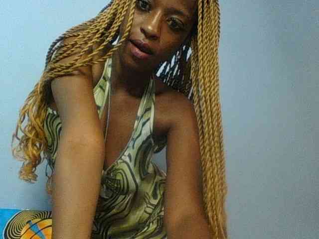 Curvypetite Curvypetite