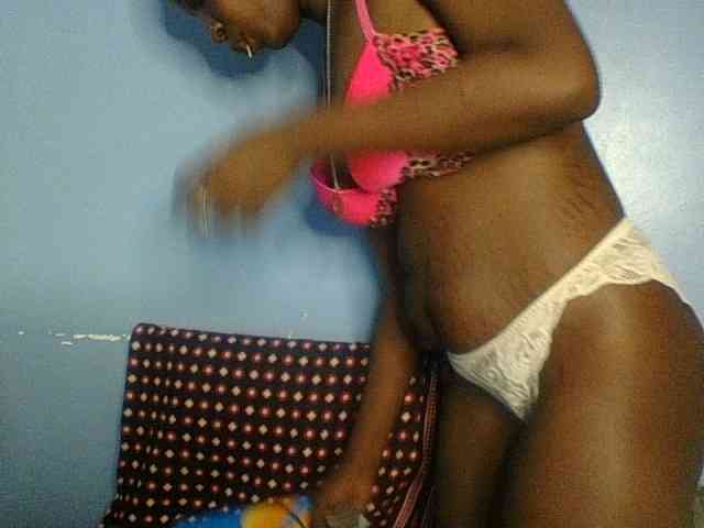 Curvypetite webcam