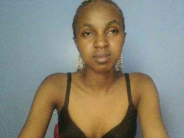 Curvypetite webcam