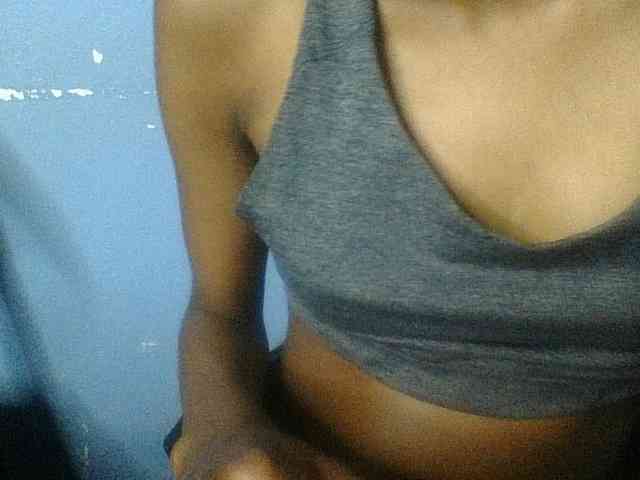 Curvypetite webcam