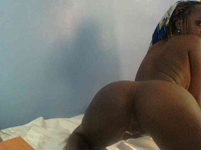 Curvypetite Curvypetite