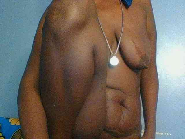 Curvypetite webcam