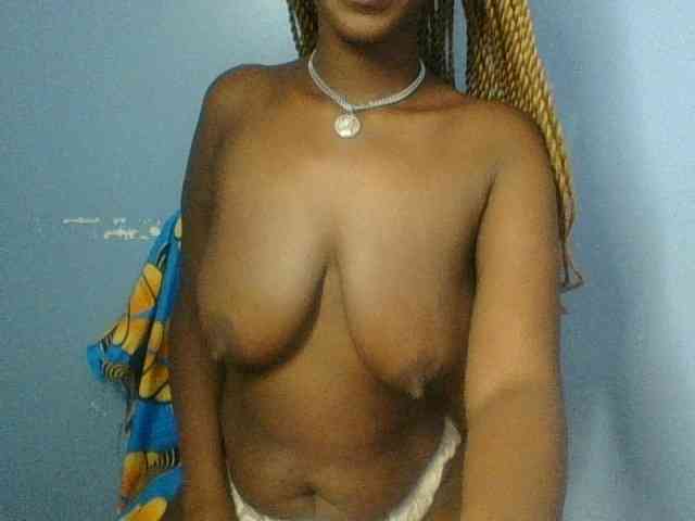 Curvypetite webcam