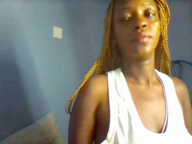 Curvypetite webcam