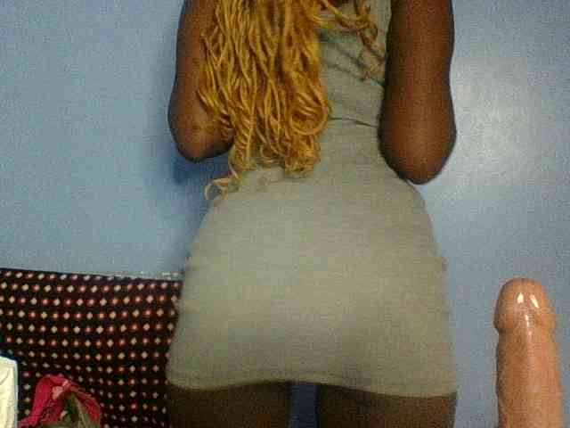Curvypetite webcam