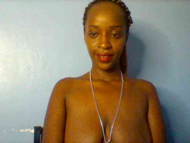 Curvypetite webcam