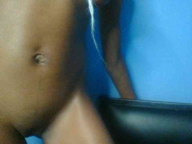 Curvypetite webcam