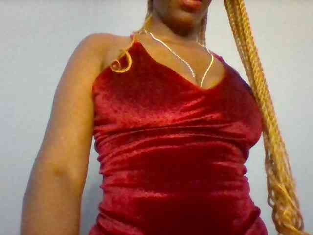 Curvypetite webcam