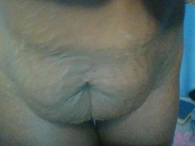 Curvypetite webcam