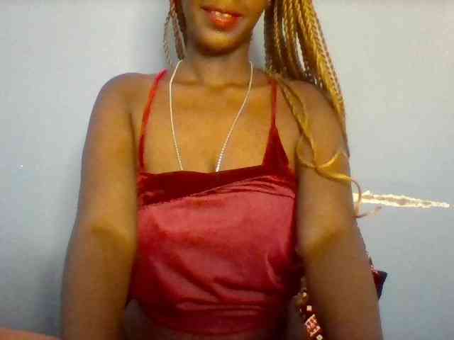 Curvypetite webcam