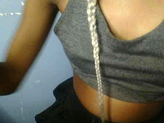 Curvypetite webcam