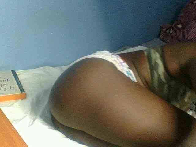 Curvypetite webcam