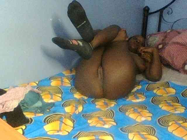 Curvypetite webcam