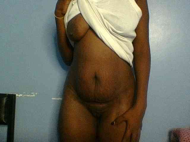 Curvypetite webcam