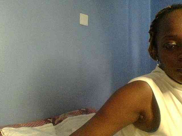 Curvypetite webcam