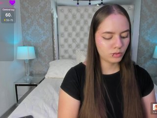 MilaClark Porn Show