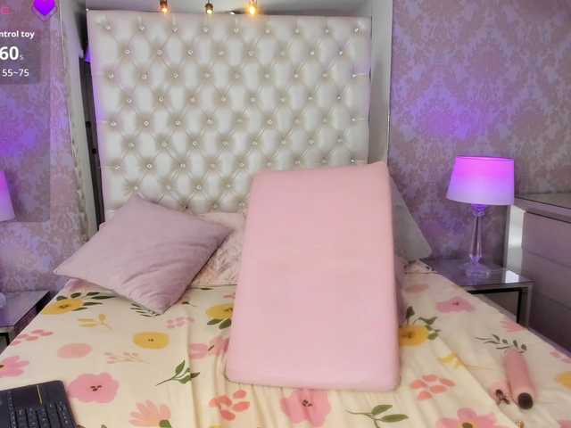 MilaClark live cam on BongaCams