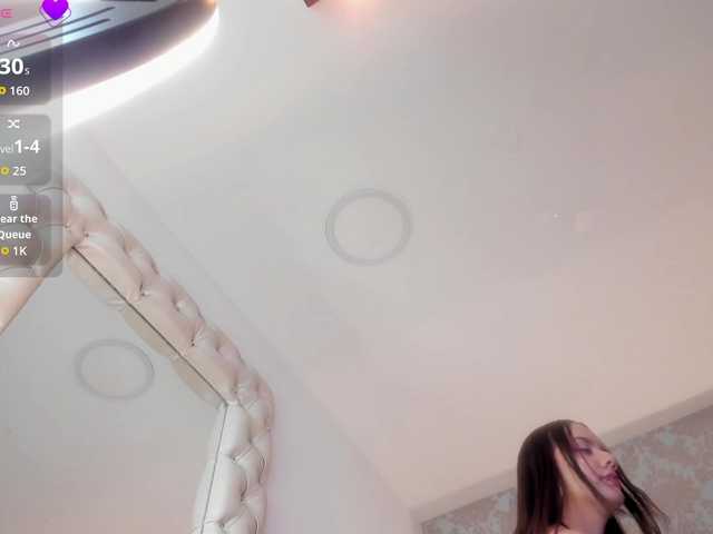 MilaClark live cam on BongaCams