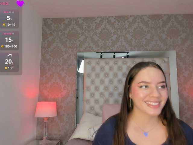 MilaClark live cam preview