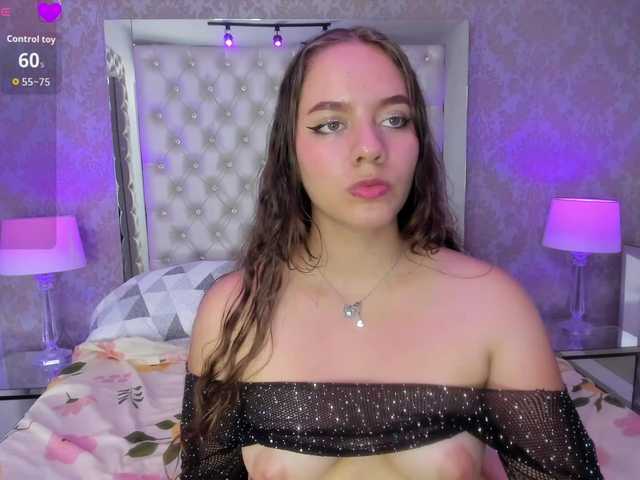 MilaClark live cam on BongaCams