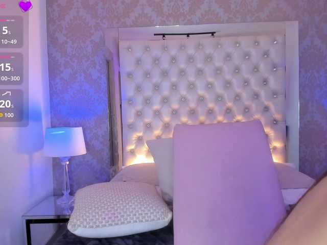 MilaClark live cam preview