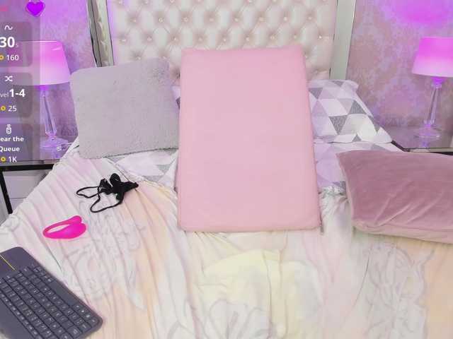 MilaClark live webcam show