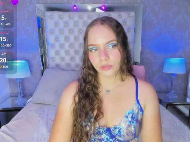 MilaClark webcam