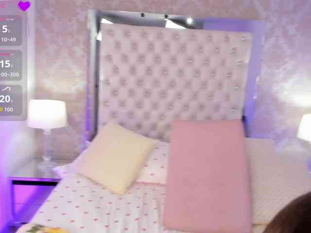 MilaClark webcam