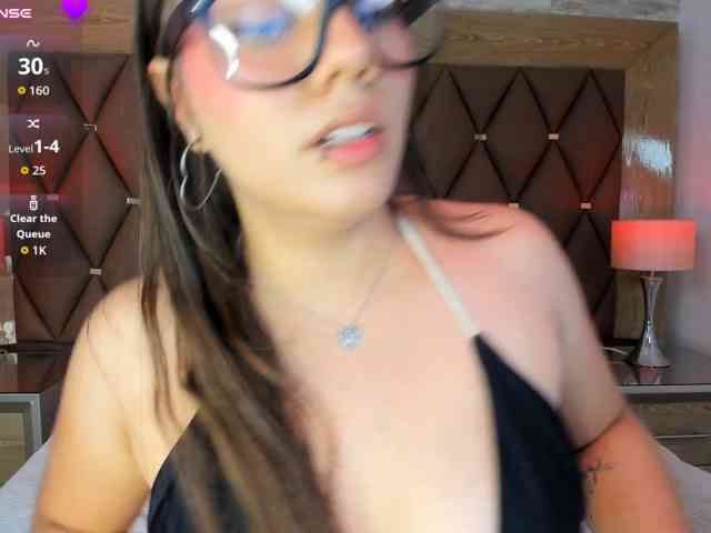 MilaClark webcam
