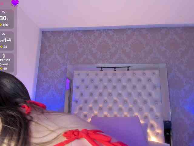 MilaClark webcam