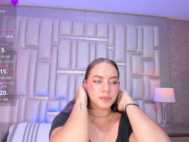 MilaClark webcam