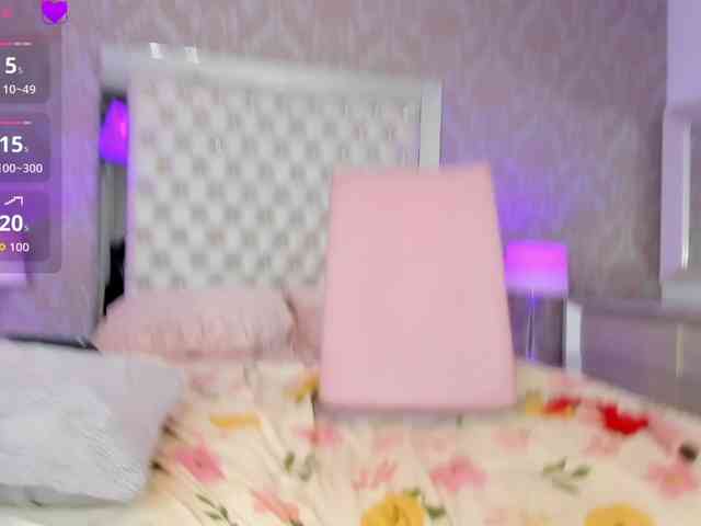 MilaClark webcam