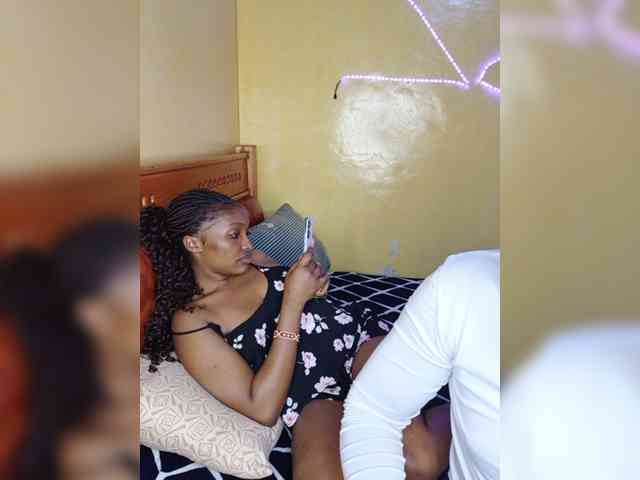 Sweet-Couples11 webcam