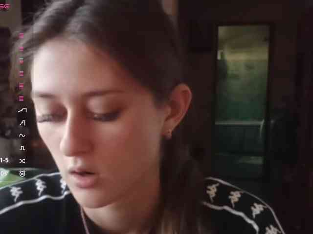 NatashiaHedman webcam