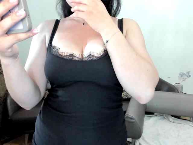 LilyyFox webcam