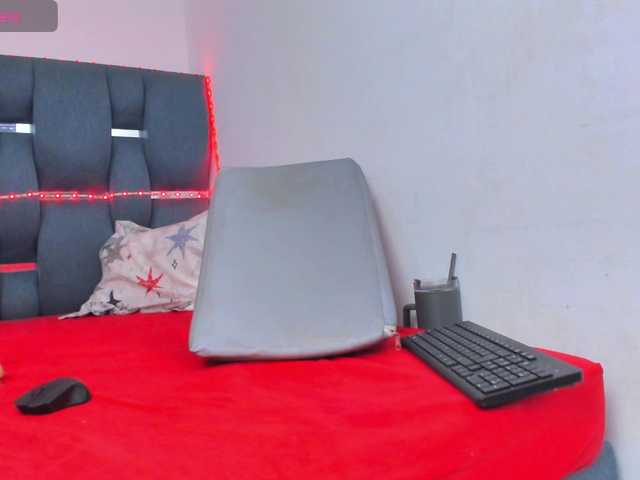 cyndicranforsquirt live cam on BongaCams