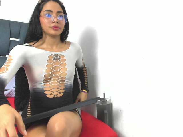 cyndicranforsquirt live cam on BongaCams