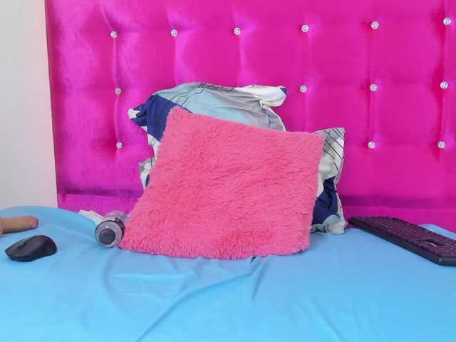 cyndicranforsquirt live cam on BongaCams